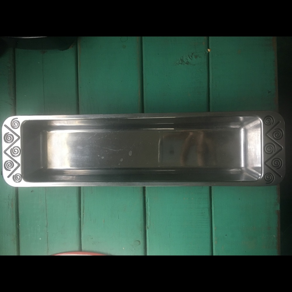 Reggae by Wilton Armetale Cracker & Dip set